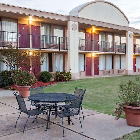 Days Inn By Wyndham Hillsboro Tx Eksteriør billede