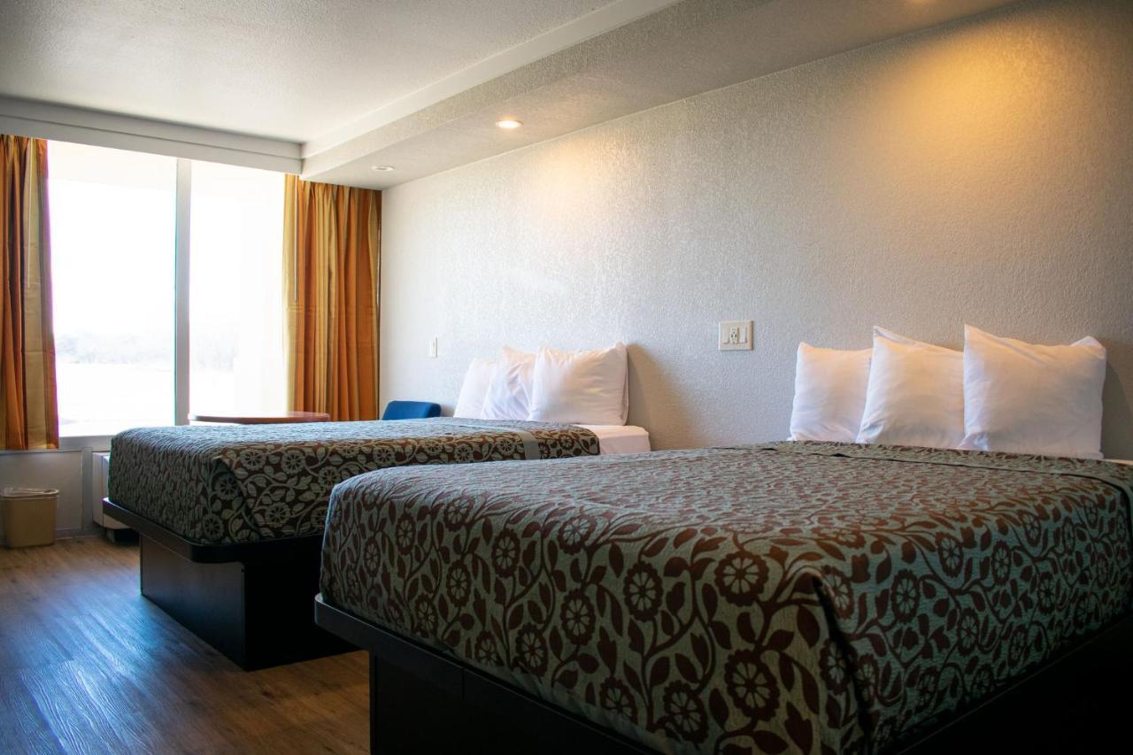 Days Inn By Wyndham Hillsboro Tx Eksteriør billede