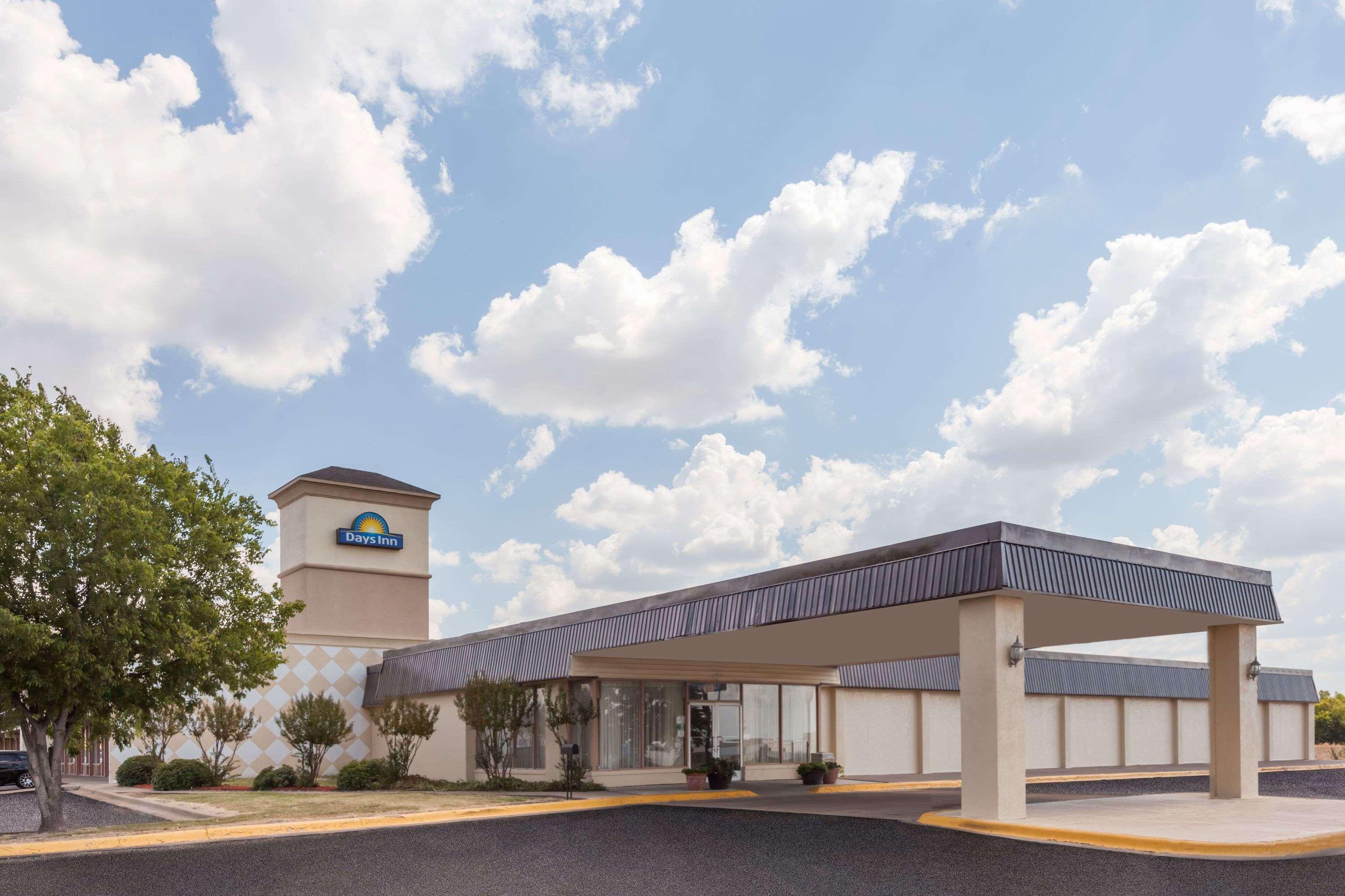 Days Inn By Wyndham Hillsboro Tx Eksteriør billede